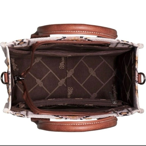 Wrangler Southwestern Aztec Cream & Brown Tote with Dust Bag NWT - Picture 6 of 6